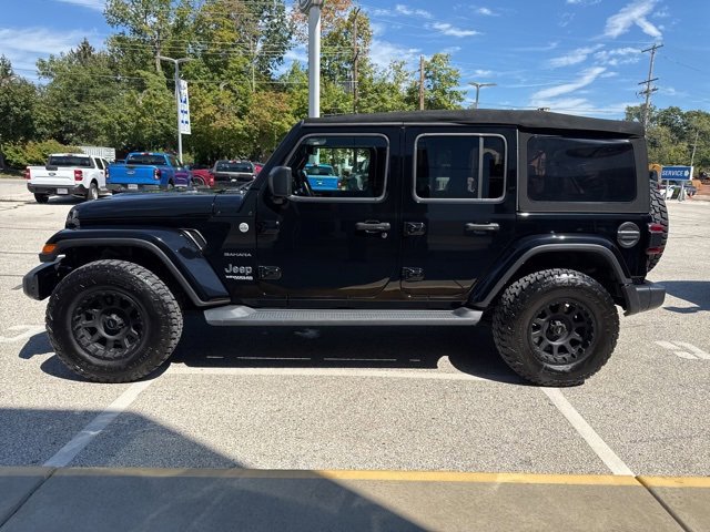 Used 2021 Jeep Wrangler Unlimited Sahara image 3