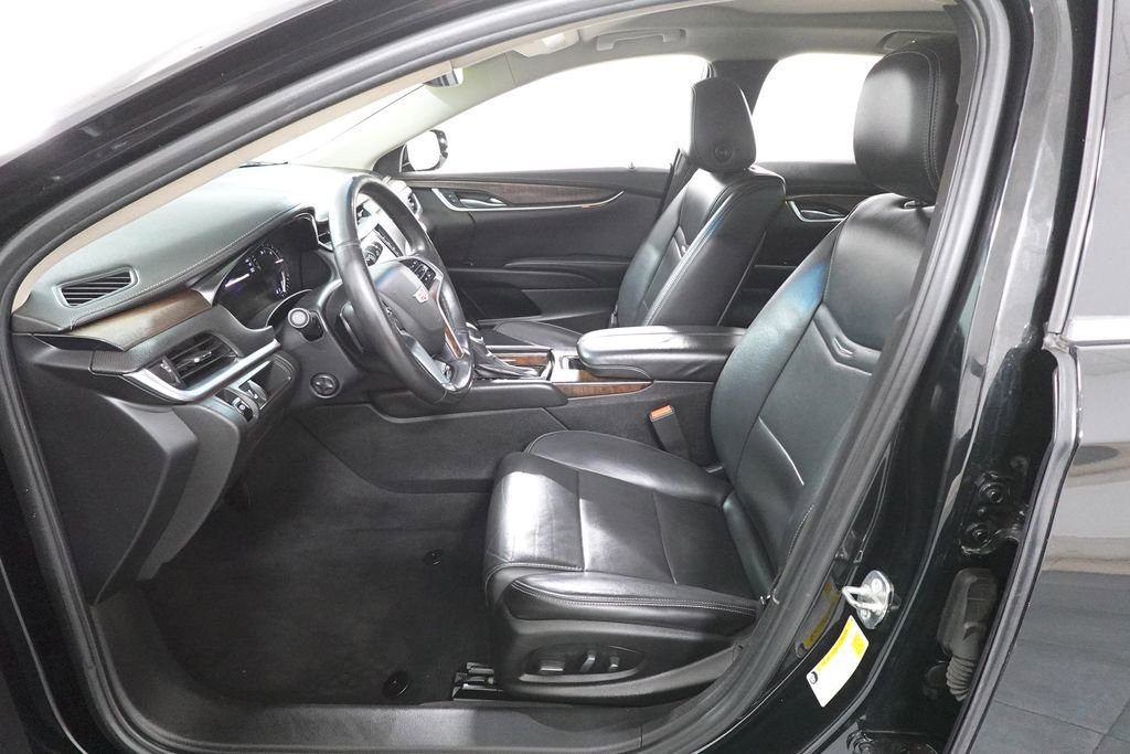 Used 2018 Cadillac XTS Luxury image 10