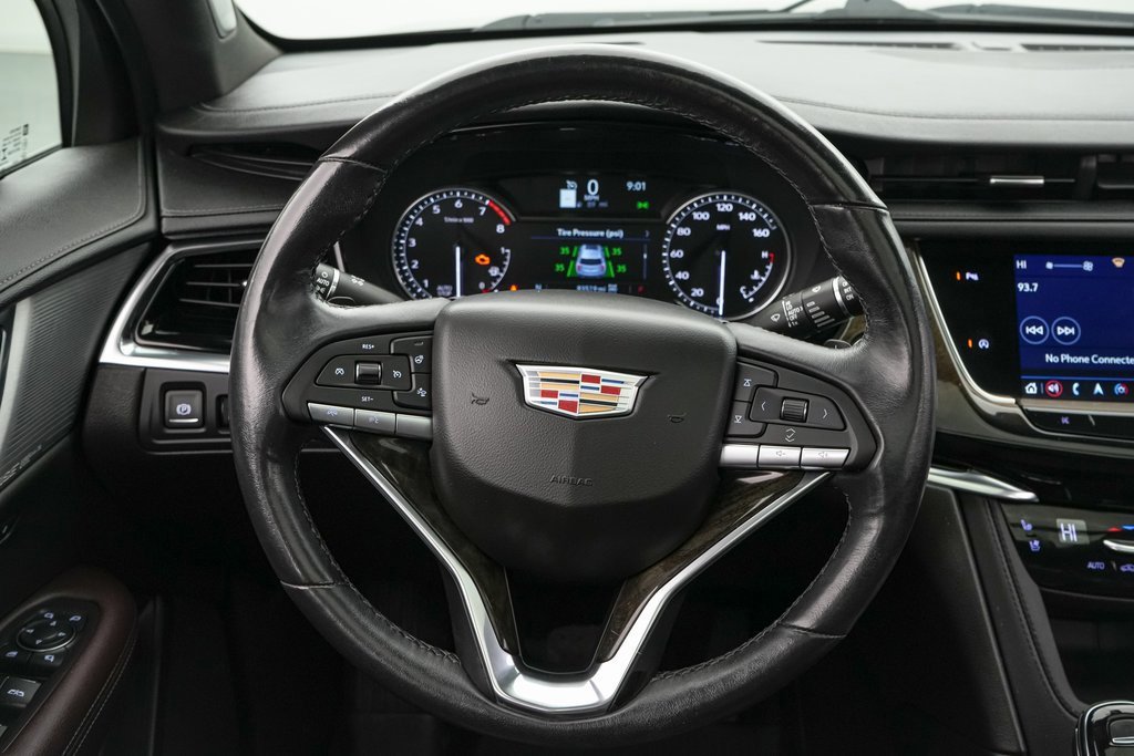 Used 2021 Cadillac XT6 Premium Luxury image 16