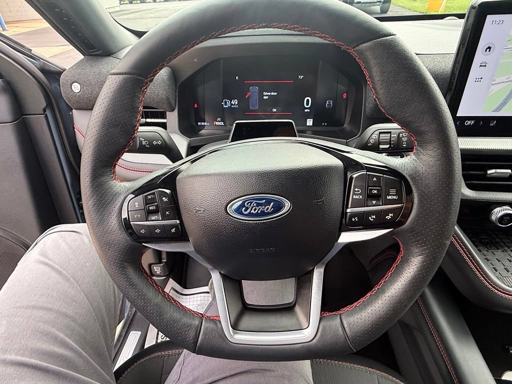 Certified 2025 Ford Explorer ST-Line w/ Premium Package AWD/4WD image 34