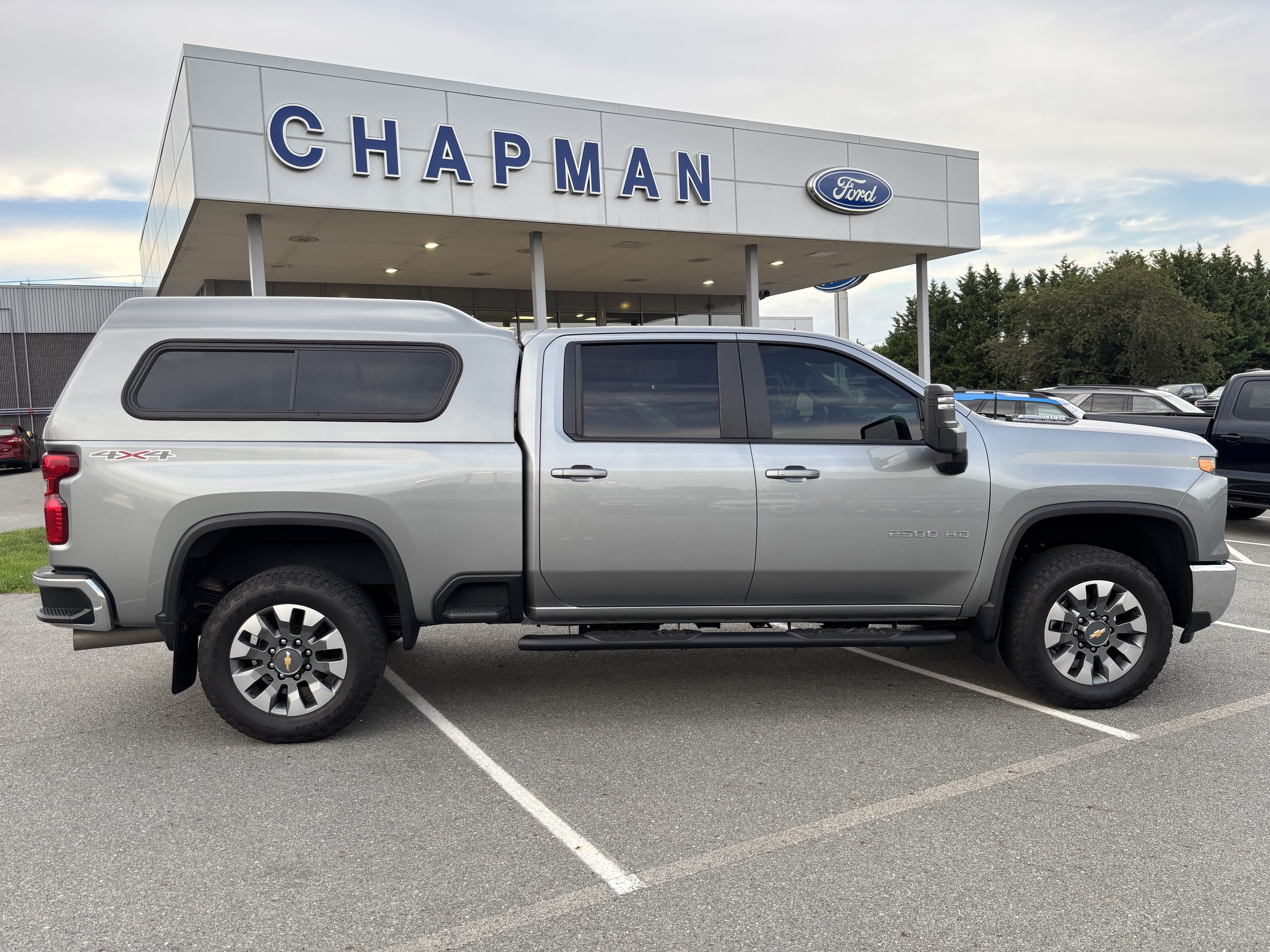 Used 2024 Chevrolet Silverado 2500 LT w/ All Star Edition AWD/4WD image 8