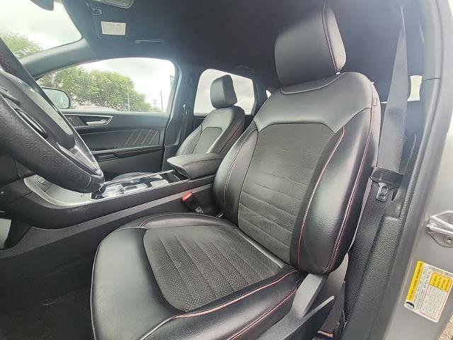 Certified 2020 Ford Edge ST-Line FWD image 7