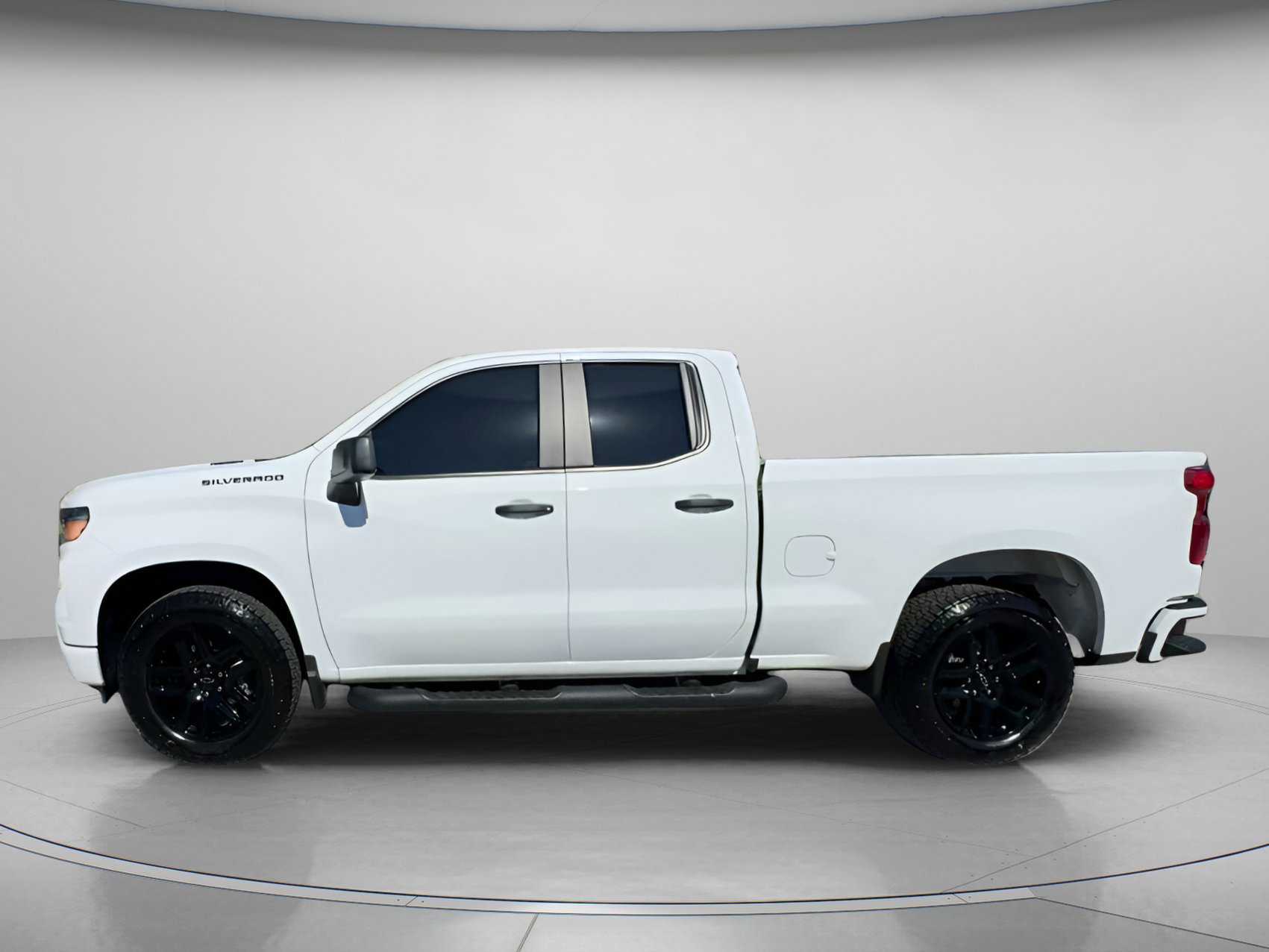 Used 2025 Chevrolet Silverado 1500 Custom w/ Turbomax Blackout Package image 8
