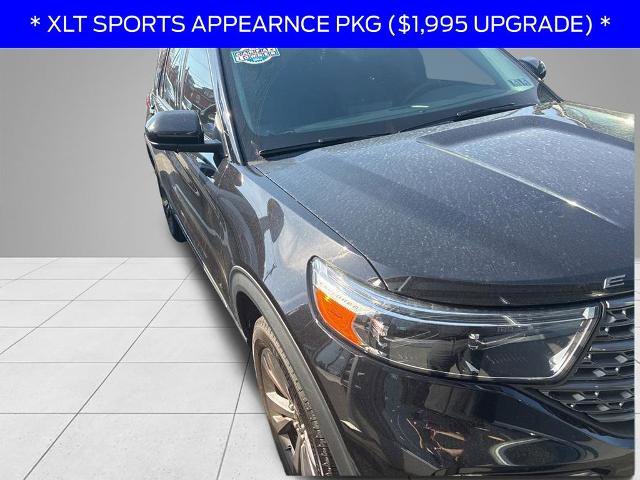 Certified 2023 Ford Explorer XLT w/ Equipment Group 202A AWD/4WD image 3