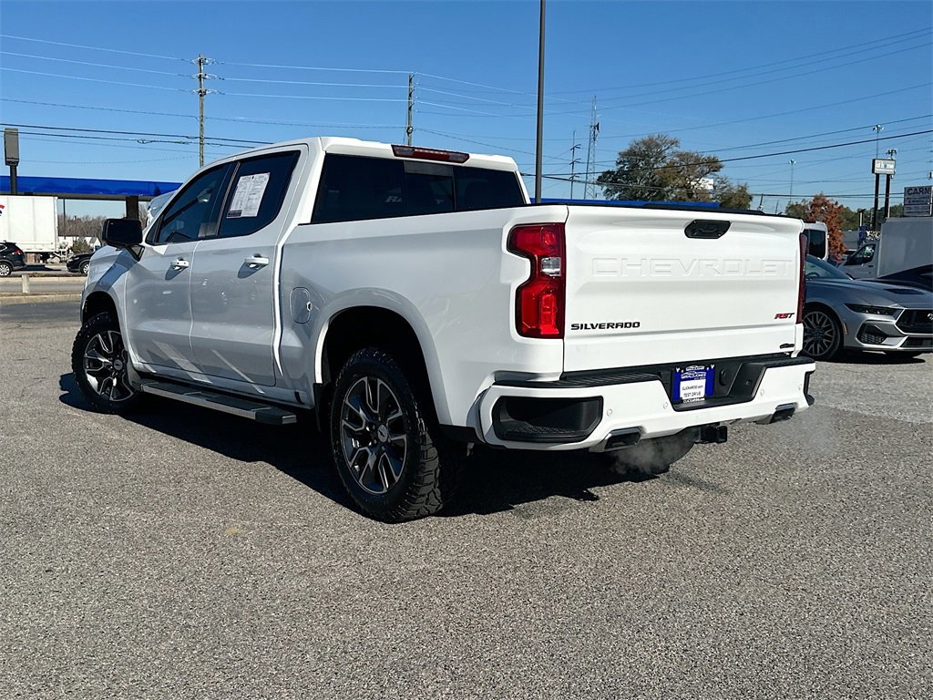 Used 2024 Chevrolet Silverado 1500 RST image 2