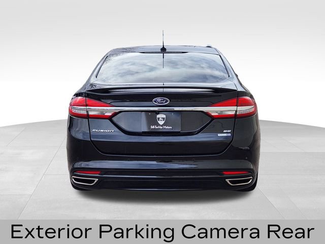 Certified 2017 Ford Fusion SE w/ Equipment Group 201A image 9
