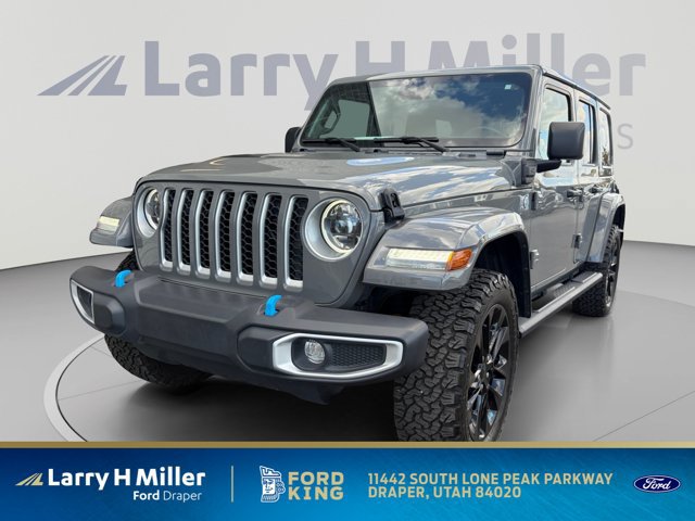 Used 2023 Jeep Wrangler Unlimited Sahara w/ Dual Top Group AWD/4WD image 1