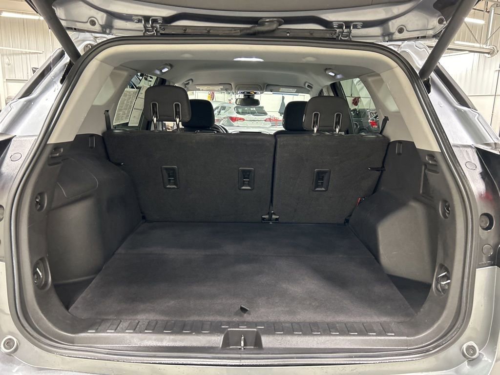 Used 2020 GMC Terrain SLE w/ Driver Convenience Package image 26