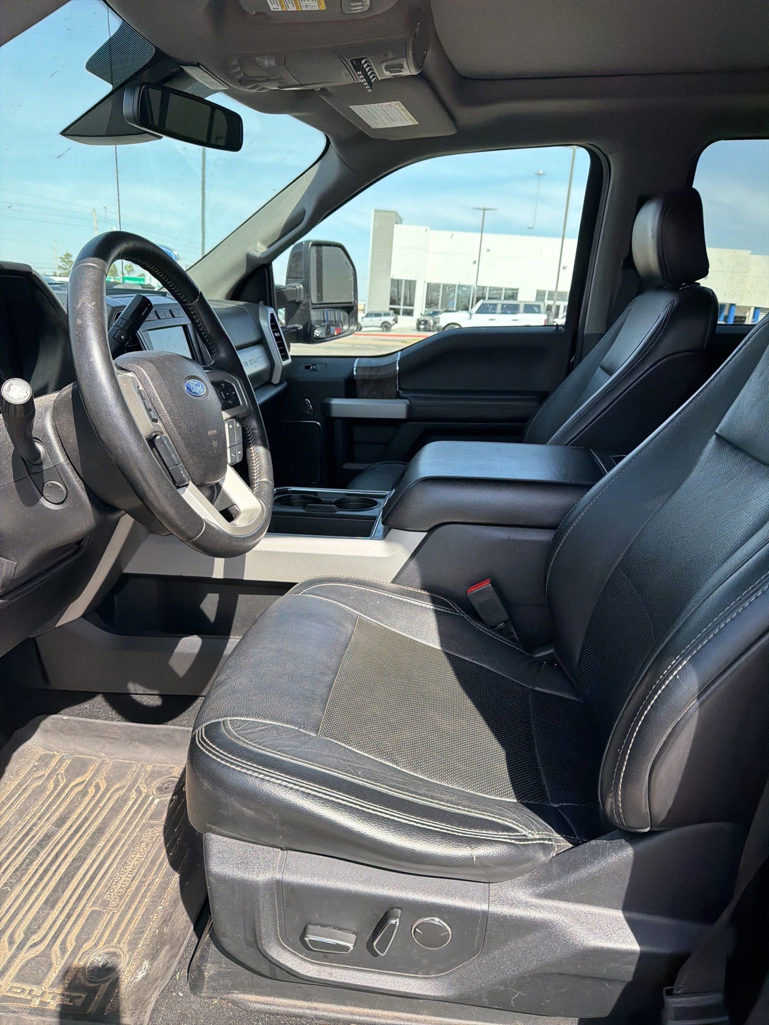 Certified 2019 Ford F250 Lariat w/ Lariat Ultimate Package image 12