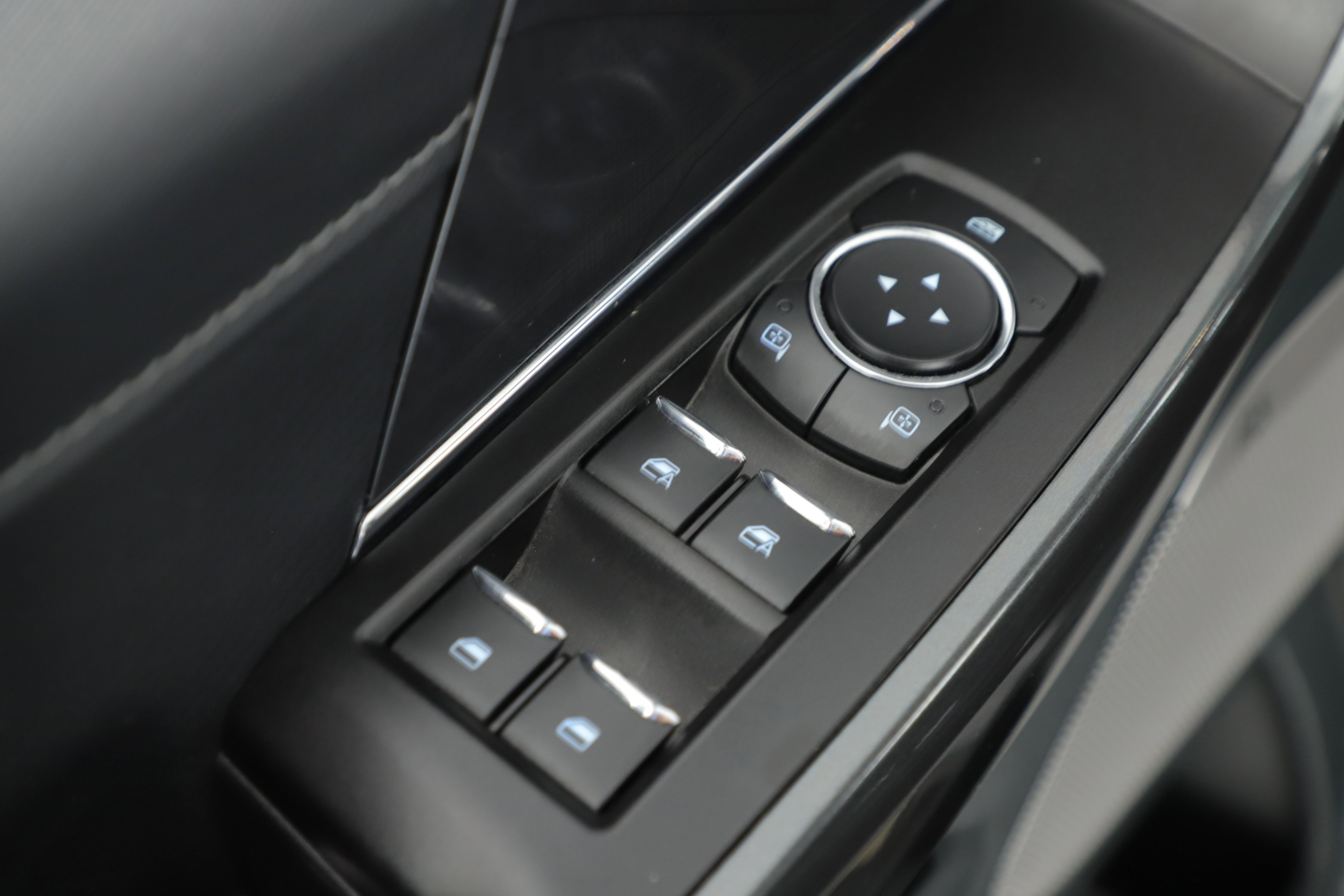 Certified 2021 Ford F150 XLT w/ Equipment Group 302A High image 10