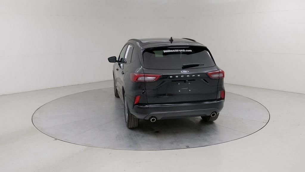 Certified 2024 Ford Escape ST-Line w/ Cold Weather Package FWD image 15