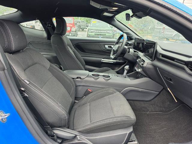 Certified 2025 Ford Mustang Coupe RWD image 33