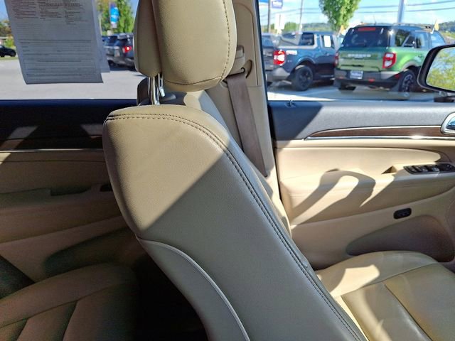 Used 2018 Jeep Grand Cherokee Limited image 14