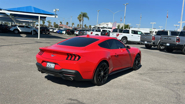 Certified 2024 Ford Mustang Coupe RWD image 3