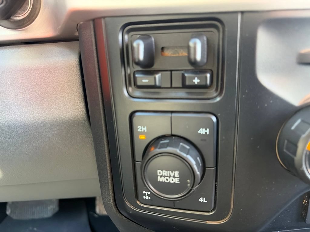 Certified 2024 Ford F350 XL w/ STX Appearance Package AWD/4WD image 32
