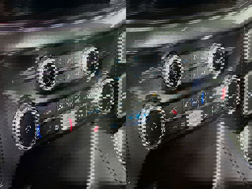 Certified 2023 Ford F150 XLT w/ Equipment Group 302A High image 21