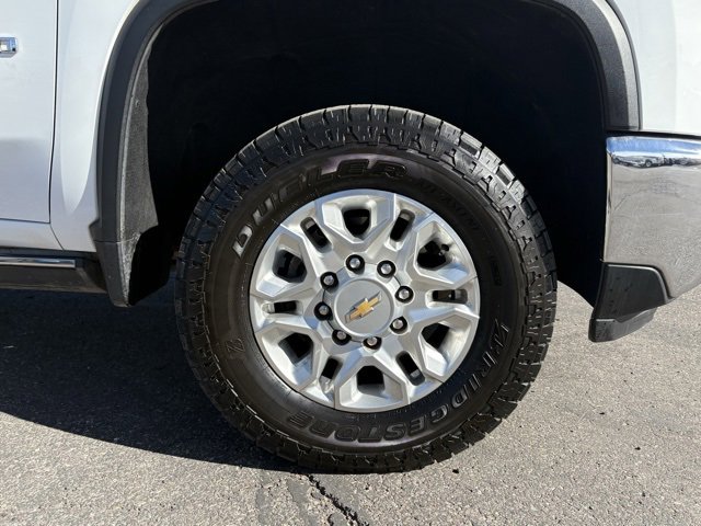 Used 2024 Chevrolet Silverado 3500 LTZ w/ LTZ Convenience Package image 9