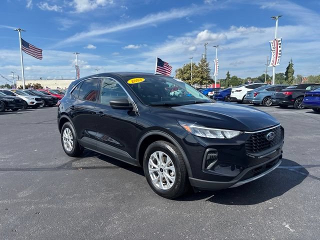 Certified 2023 Ford Escape Active AWD/4WD image 33