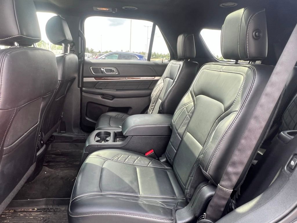 Certified 2017 Ford Explorer Platinum image 20