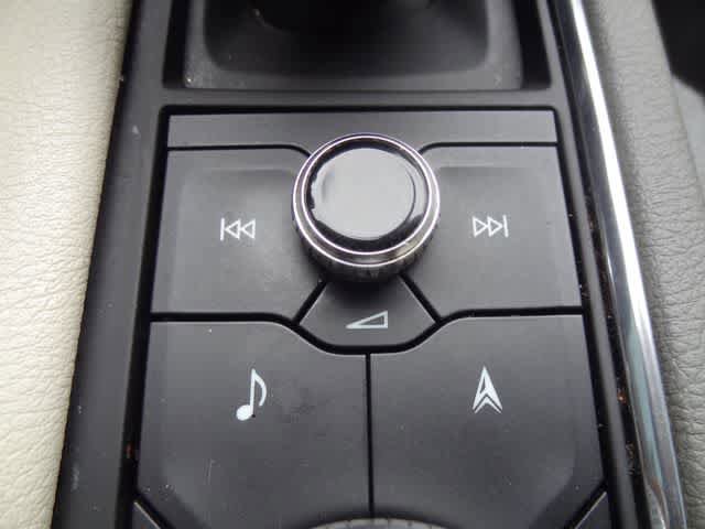 Used 2020 Cadillac XT6 Premium Luxury FWD image 45