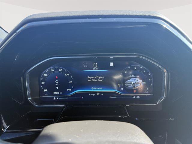 Used 2022 Chevrolet Silverado 1500 ZR2 w/ Technology Package AWD/4WD image 12