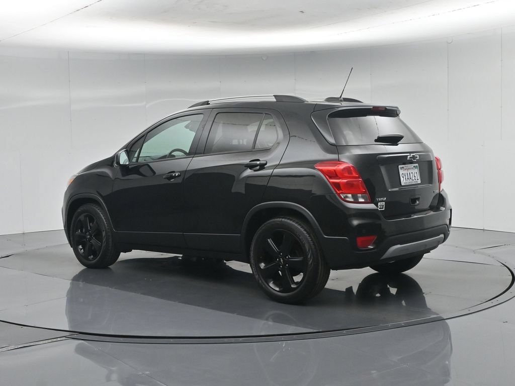 Used 2018 Chevrolet Trax Premier w/ Midnight Edition FWD image 7