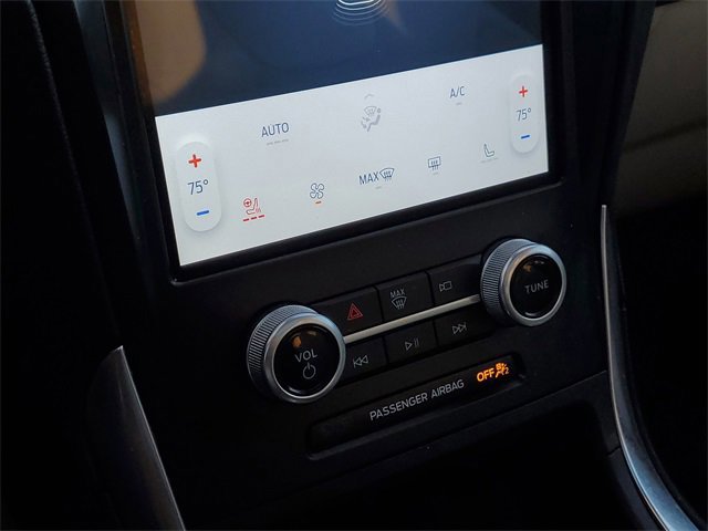 Certified 2022 Ford Edge Titanium w/ Equipment Group 301A image 25