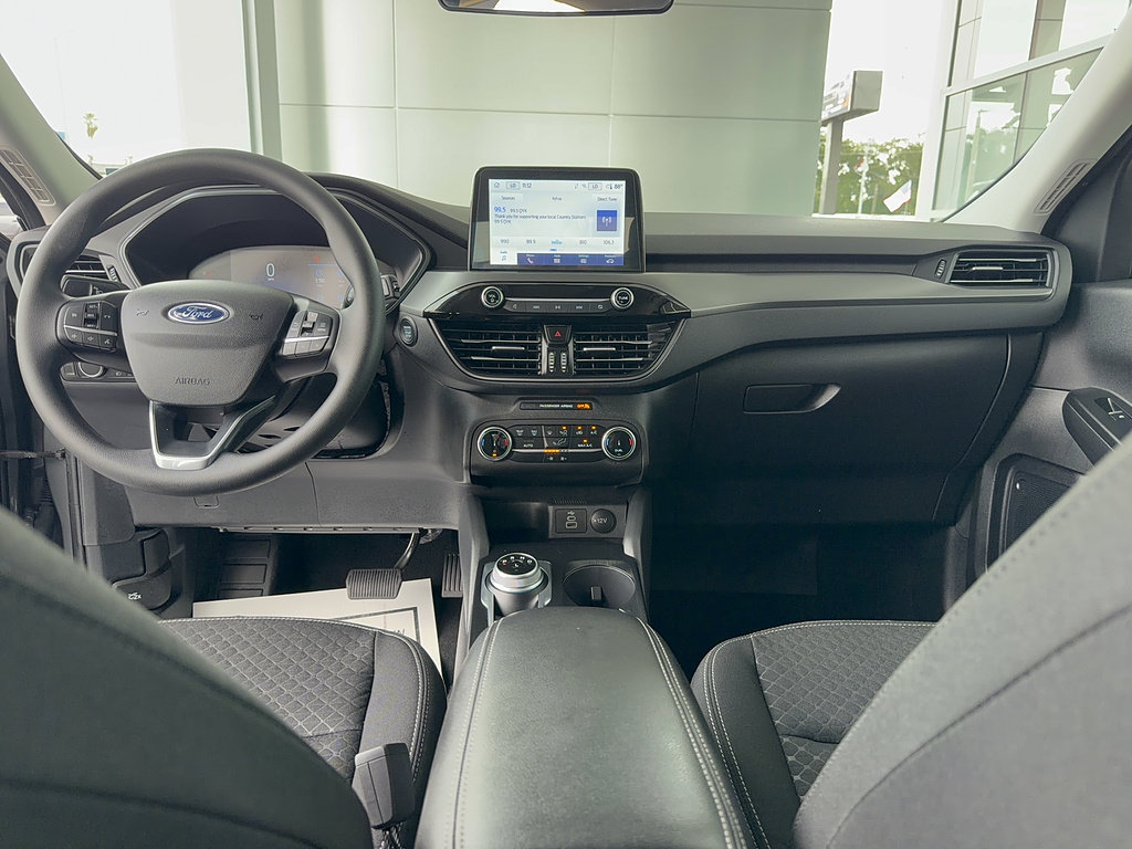 Certified 2025 Ford Escape Active FWD image 28