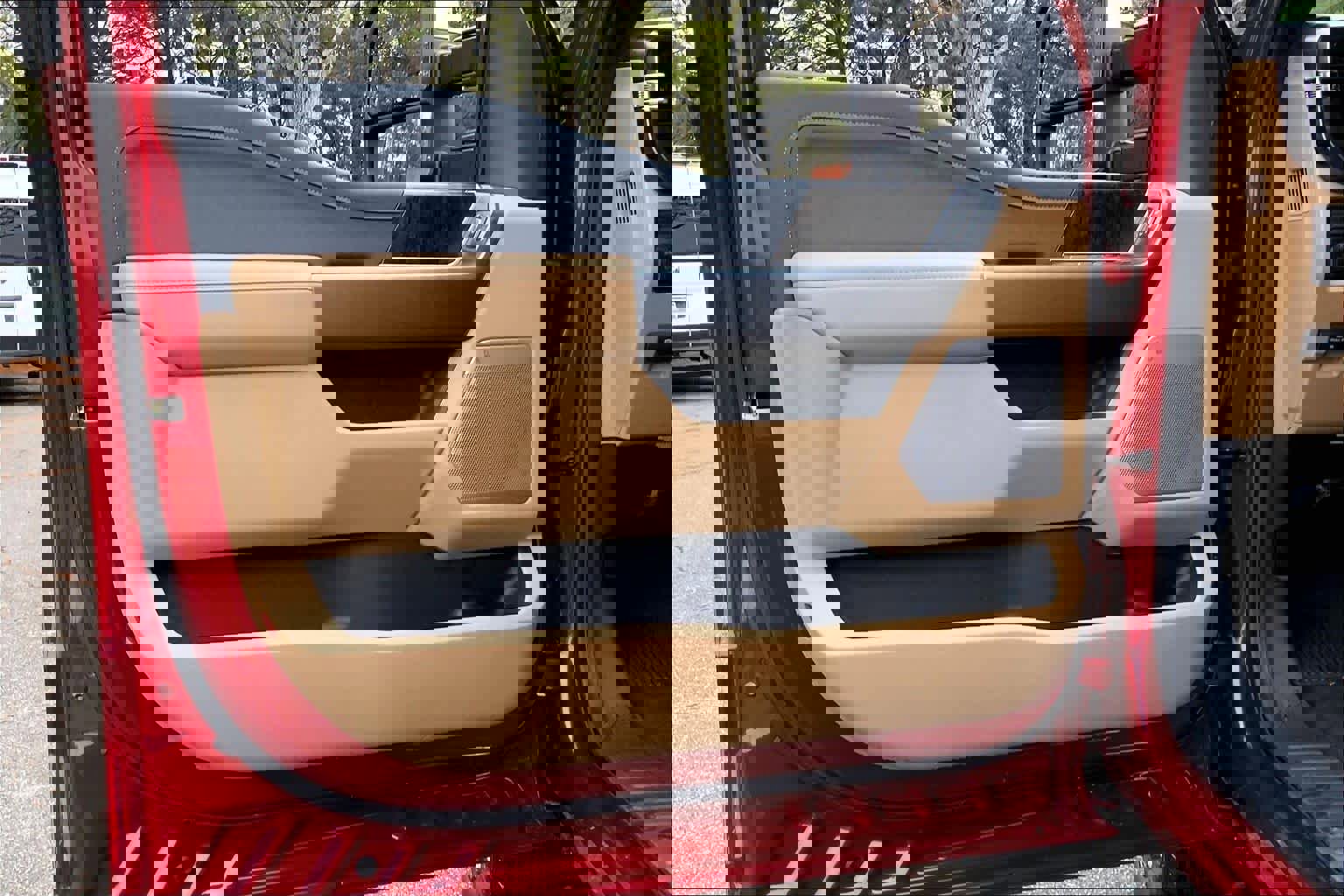 Certified 2026 Ford F350 Lariat w/ Chrome Package image 21