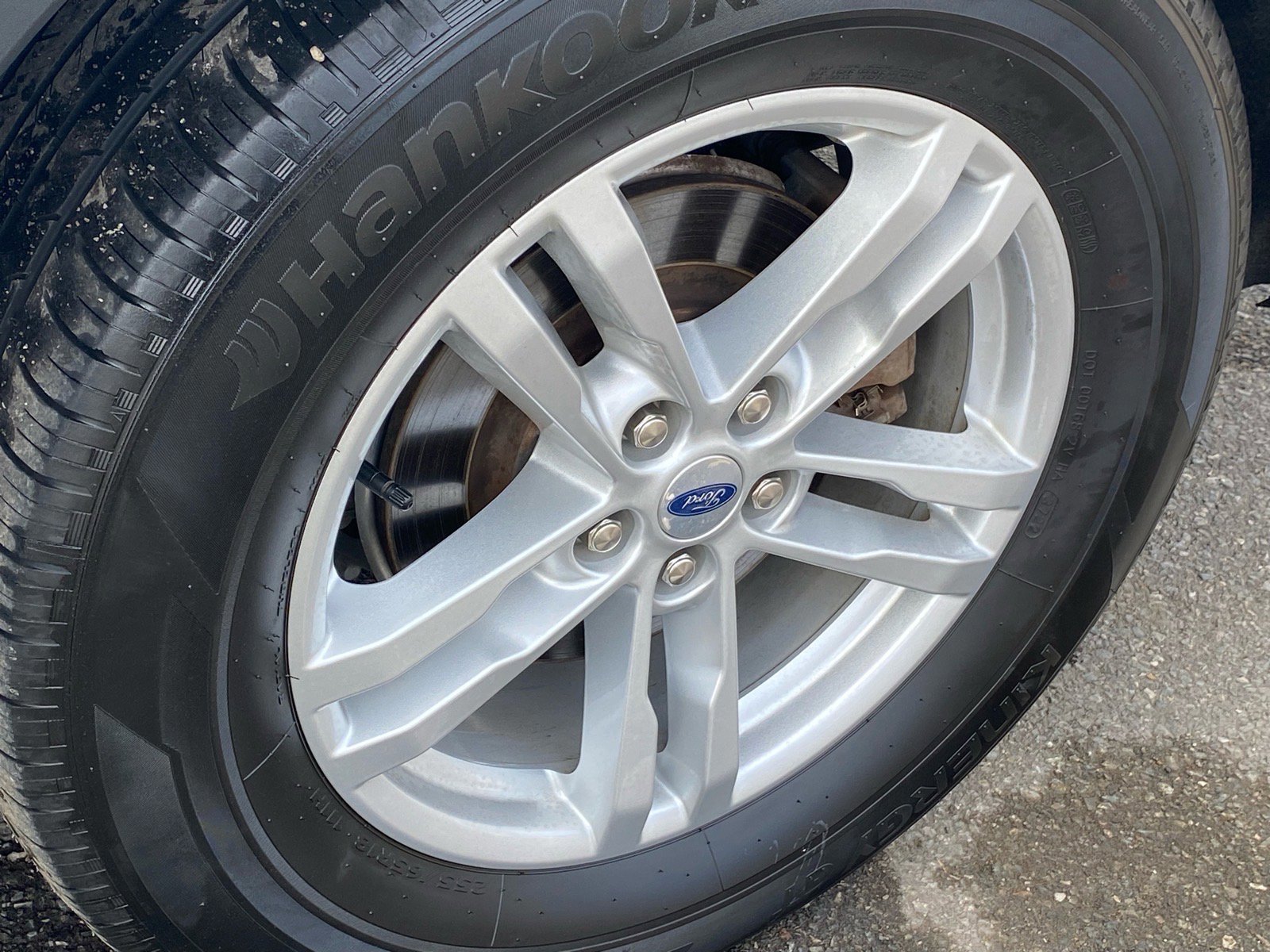 Certified 2022 Ford Explorer XLT w/ Equipment Group 202A image 22