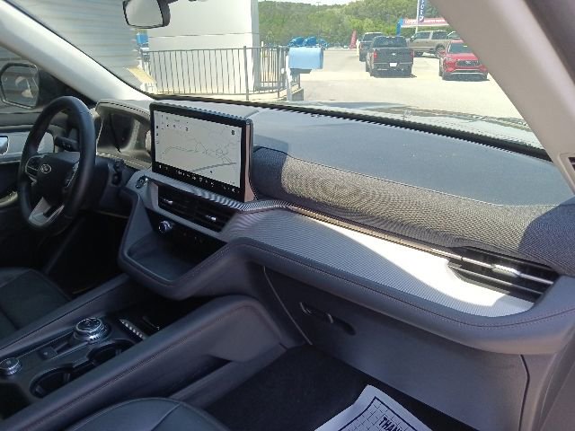 Certified 2025 Ford Explorer Active w/ Active Comfort Package AWD/4WD image 36