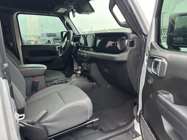 Used 2024 Jeep Wrangler Sport S image 8