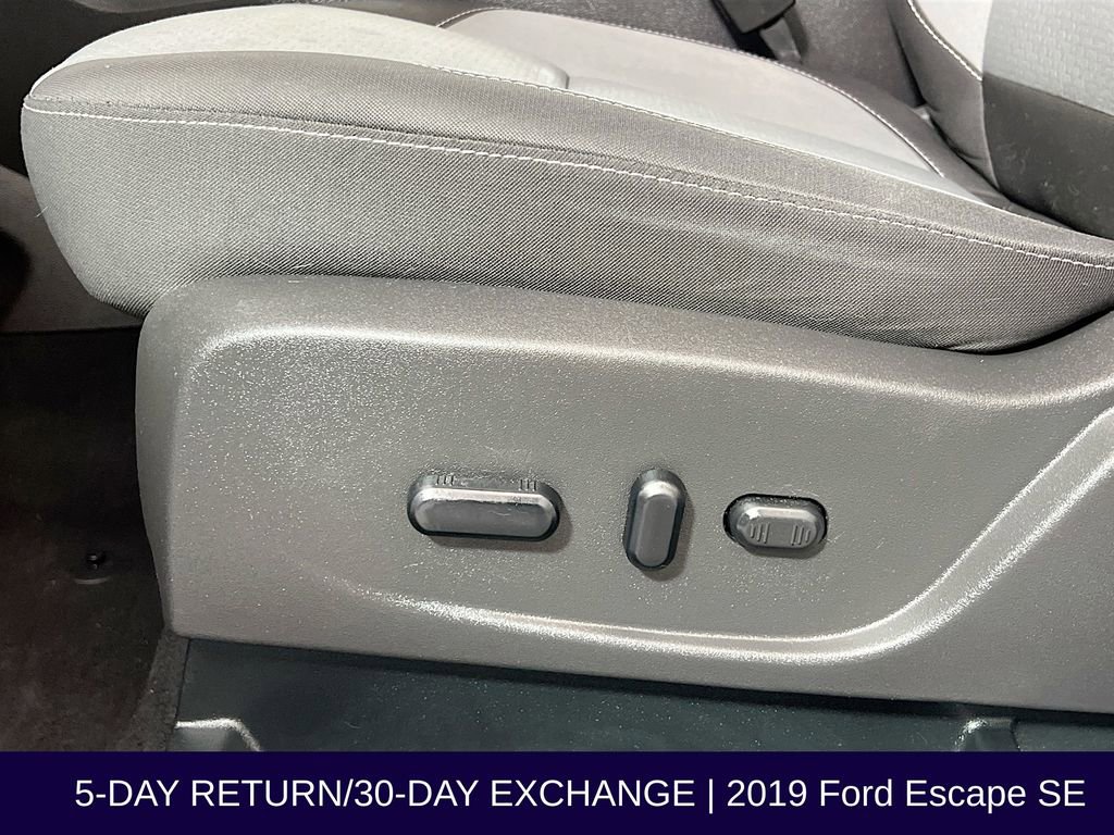 Certified 2019 Ford Escape SE image 24