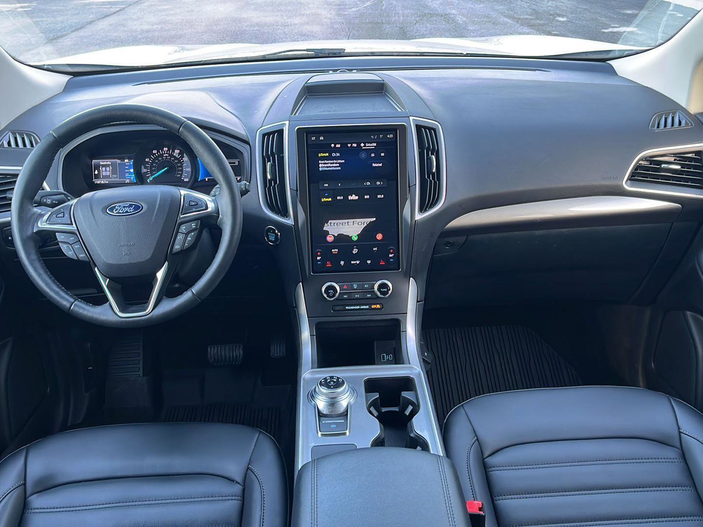 Certified 2024 Ford Edge SEL w/ Convenience Package image 14