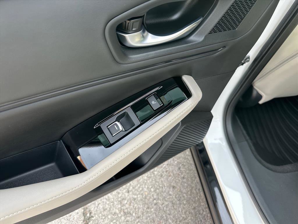 Used 2023 Honda Accord Touring image 20