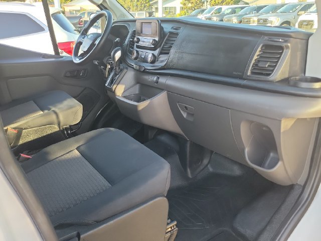 Certified 2025 Ford Transit 250 Low Roof w/ Exterior Upgrade Package RWD image 17