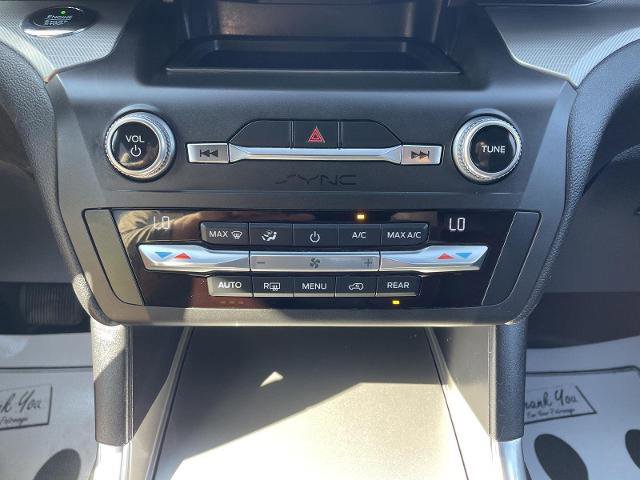 Certified 2020 Ford Explorer XLT w/ Equipment Group 202A image 27