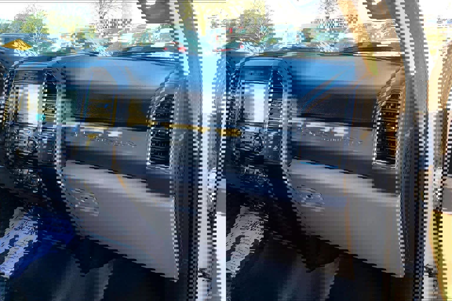 Certified 2017 Ford F250 XLT w/ XLT Premium Package image 16