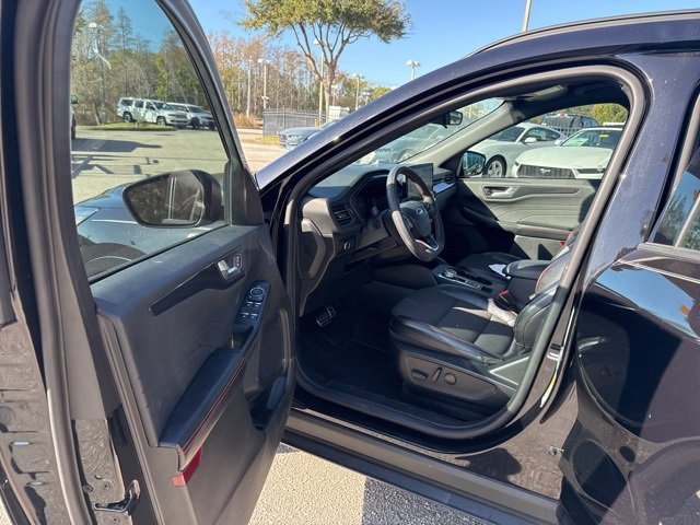 Certified 2023 Ford Escape ST-Line w/ Tech Pack #1 image 12