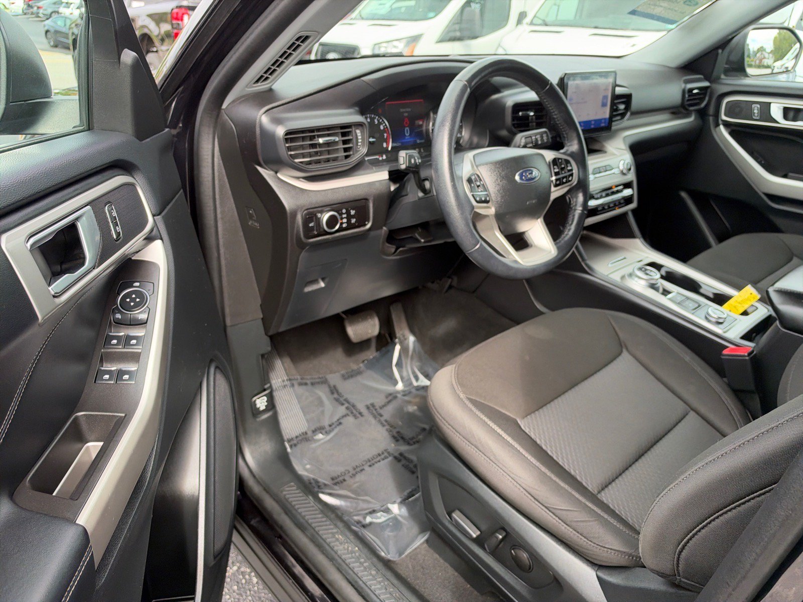Certified 2023 Ford Explorer XLT AWD/4WD image 6