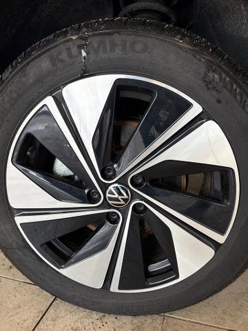 Used 2024 Volkswagen Taos SE image 20