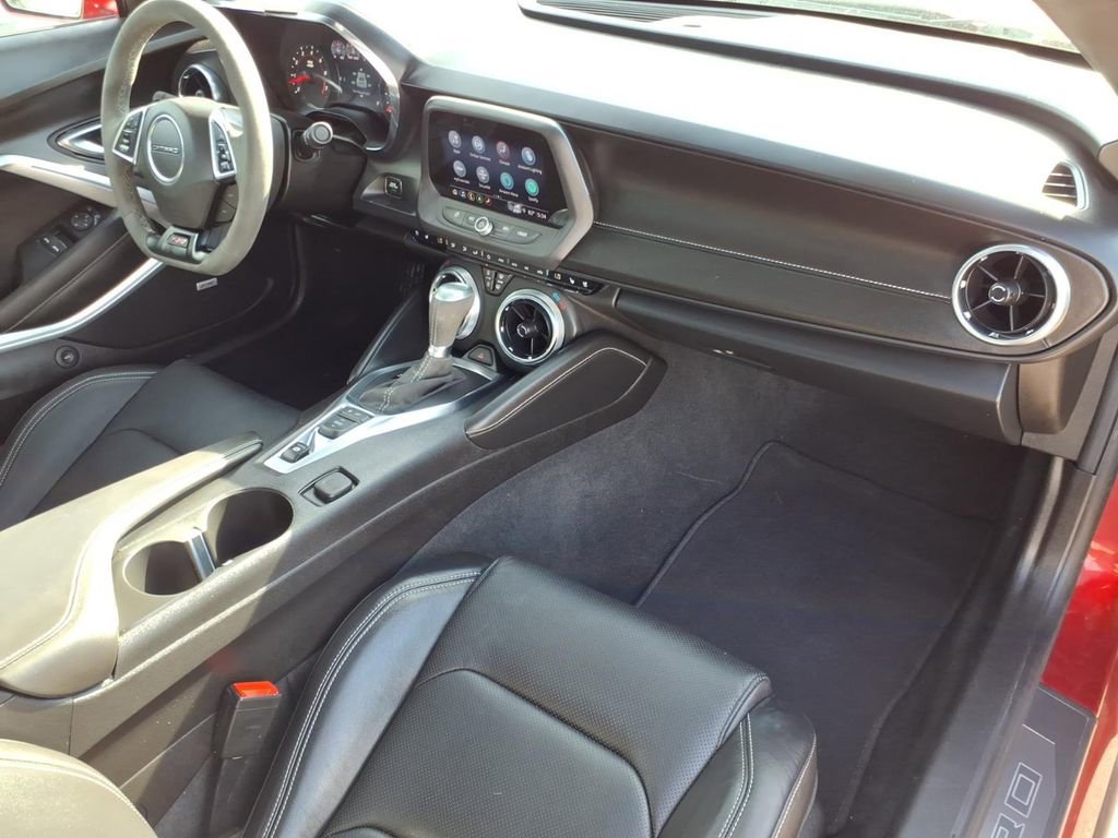 Used 2022 Chevrolet Camaro SS w/ Design Package 2 RWD image 5