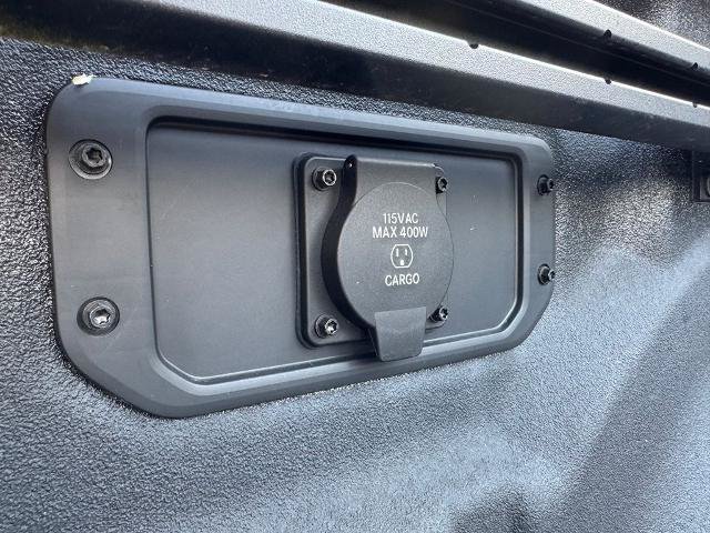 Used 2026 RAM 1500 Laramie AWD/4WD image 26