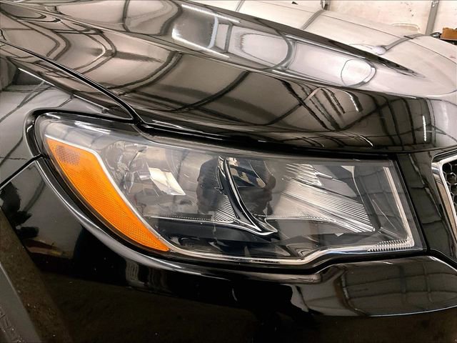 Used 2020 Jeep Compass Sport AWD/4WD image 27