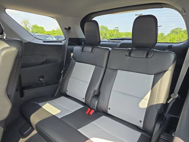 Certified 2024 Ford Explorer XLT w/ Equipment Group 202A AWD/4WD image 25
