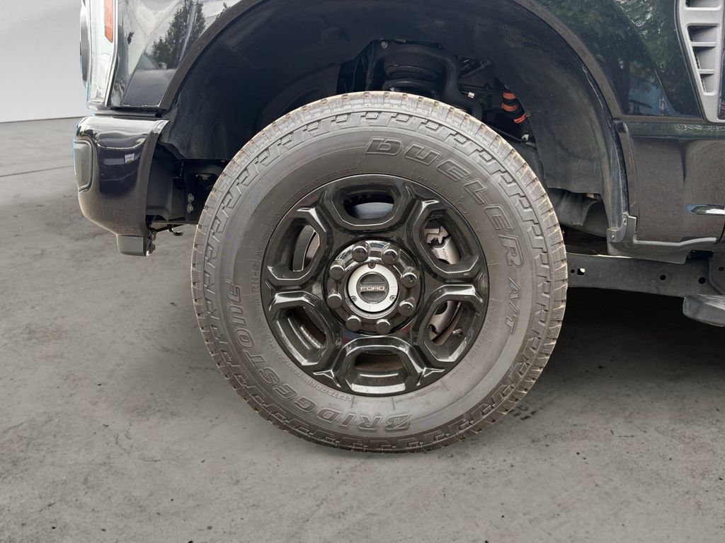 Certified 2025 Ford F350 XL w/ STX Appearance Package AWD/4WD image 9