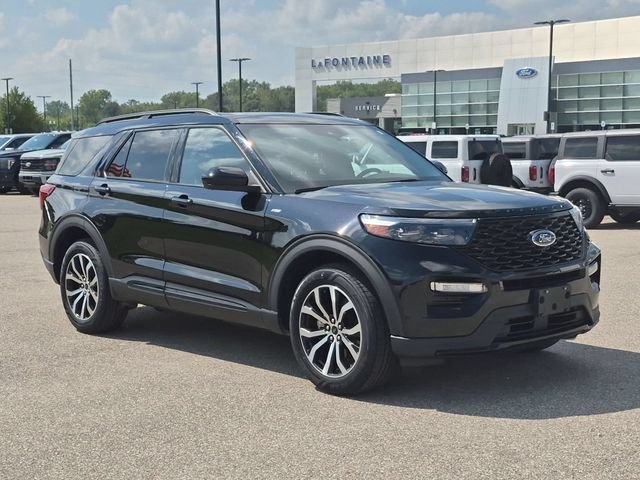 Certified 2022 Ford Explorer ST-Line w/ Class IV Trailer Tow Package AWD/4WD image 7