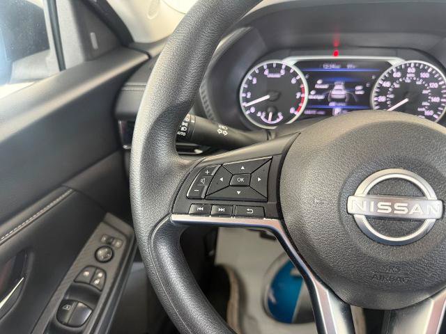 Used 2024 Nissan Sentra SV FWD image 11