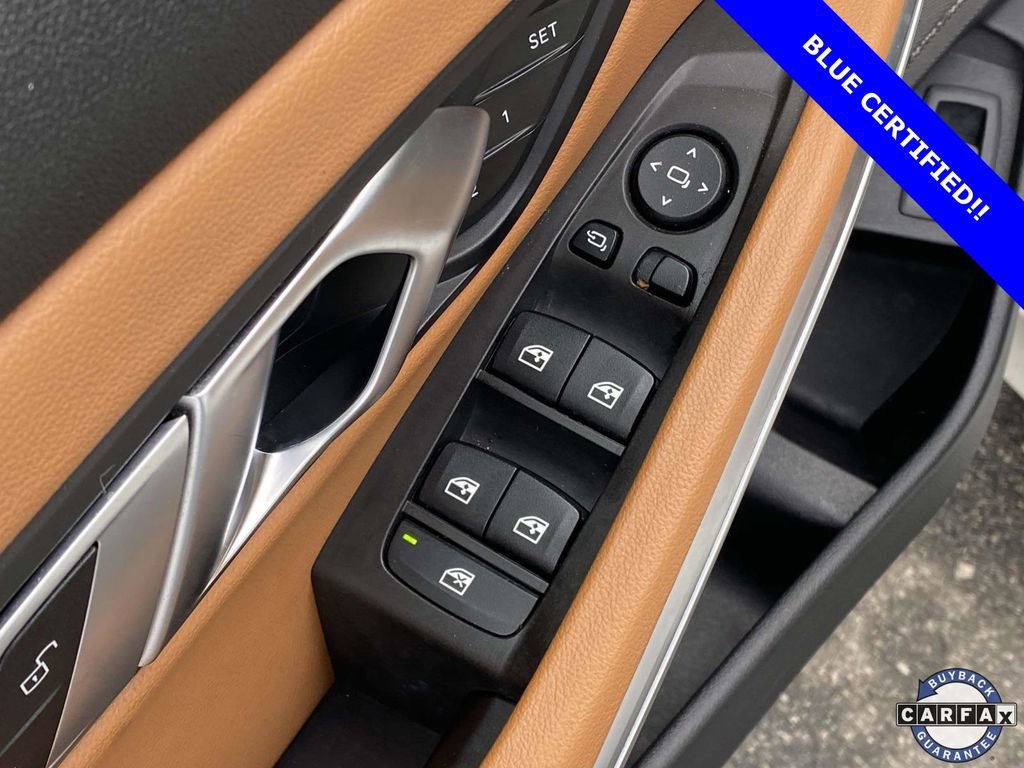 Used 2023 BMW 330i Sedan w/ Premium Package image 17