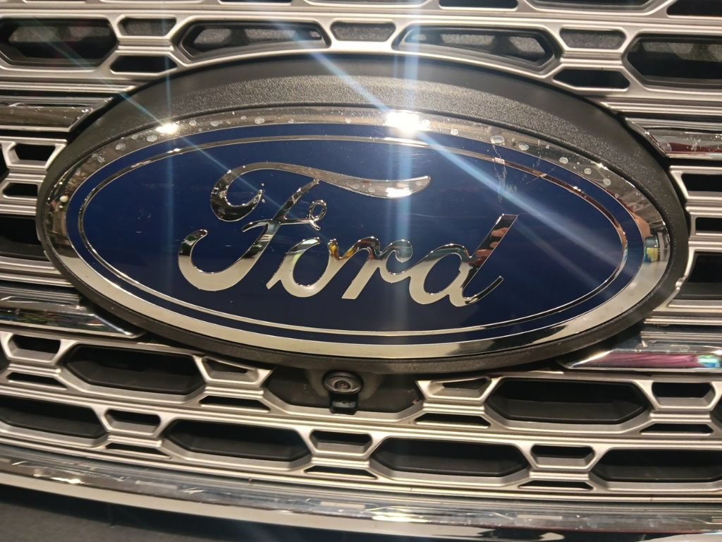 Certified 2020 Ford Explorer Limited AWD/4WD image 14